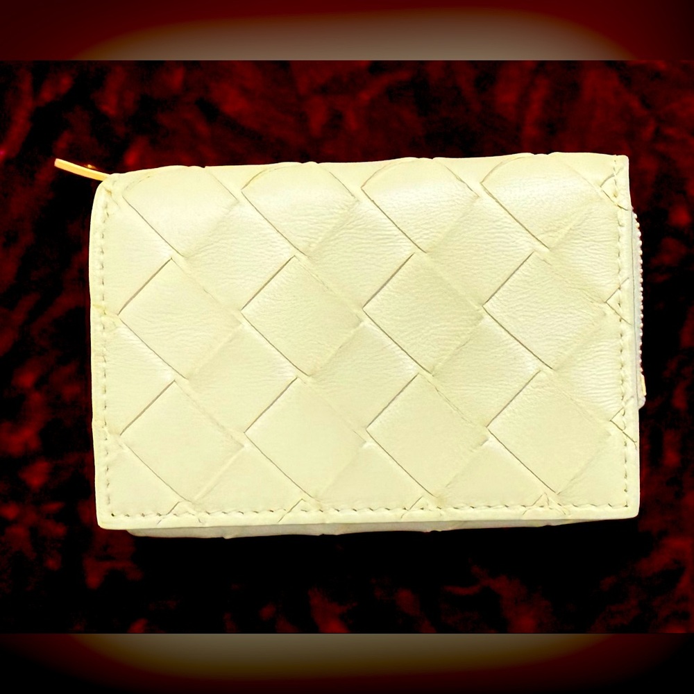 BOTTEGA VENETA Intrecciato Trifold Wallet in Yellow Lambskin Leather